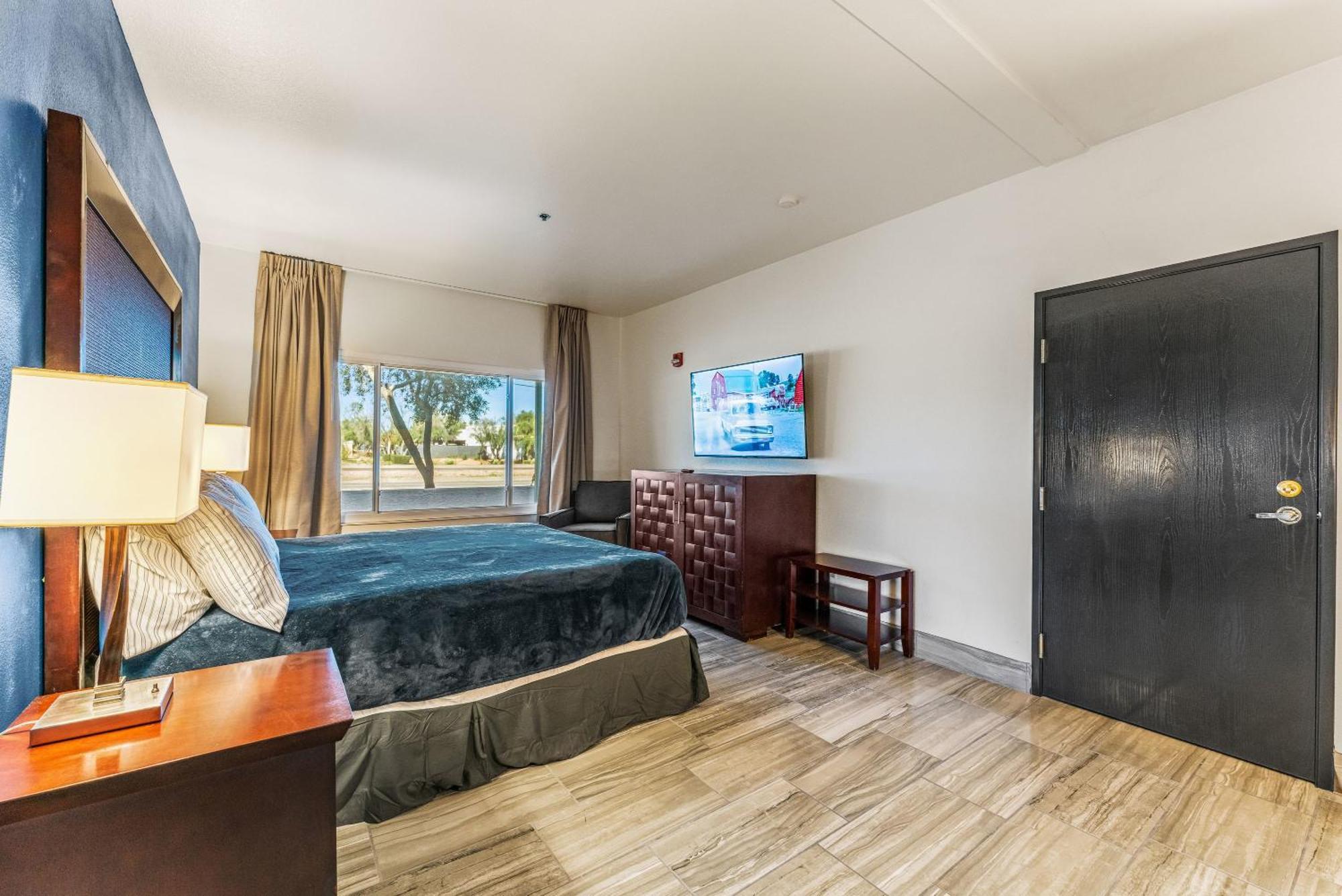 Tempe Corner Apartment Studio King Bed Exterior photo